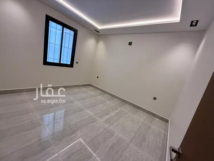 دور للبيع في شارع أبي محمد التاجر, حي الرمال, مدينة الرياض, منطقة الرياض صورة 2