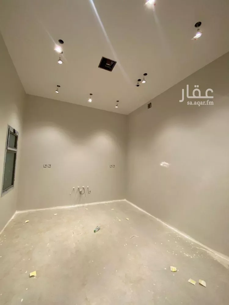 دور للبيع في شارع الناضورة, حي غرناطة, مدينة الرياض, منطقة الرياض صورة 2