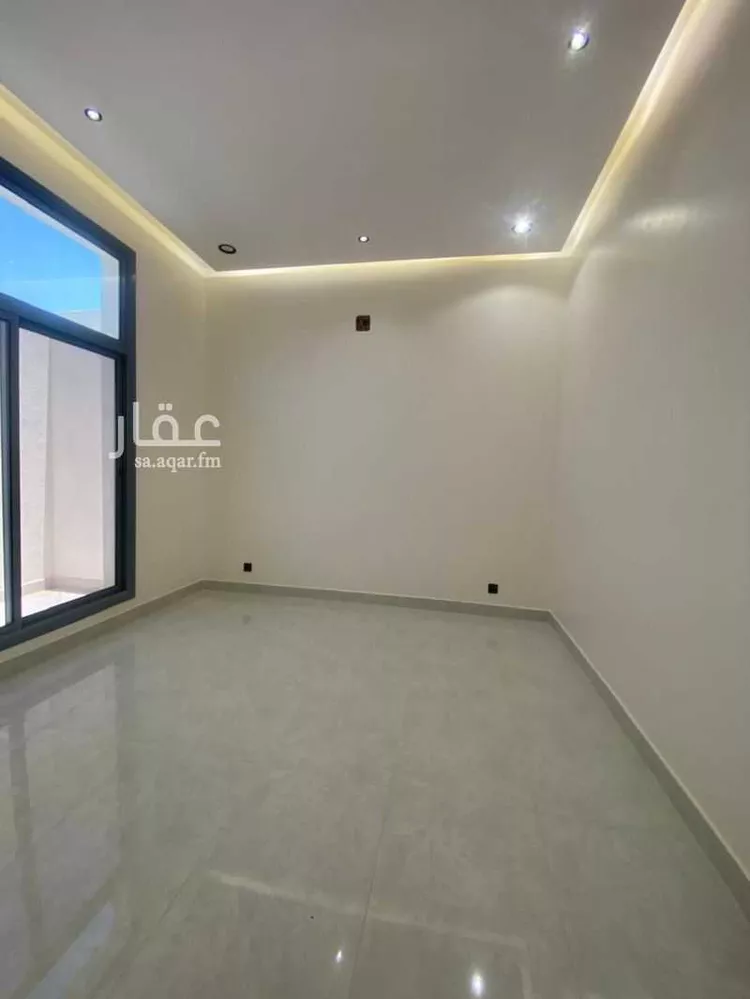 Villa for Sale in Riyadh Al Janadriyah 7