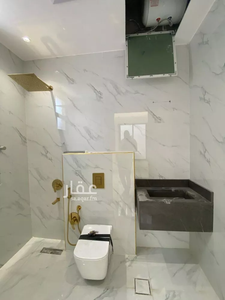 فيلا للبيع في شارع عمر بن الشهيد, حي النهضة, مدينة الرياض, منطقة الرياض صورة 2