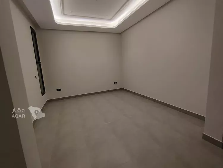 Floor for Sale in Riyadh Ar Rimal 10