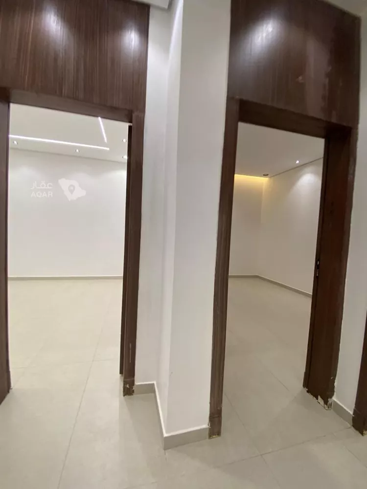 Floor for Sale in Riyadh Al Qadisiyah 14