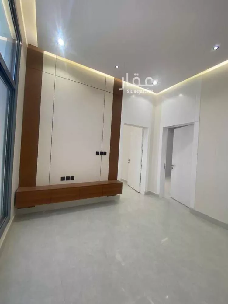 Villa for Sale in Riyadh Al Janadriyah 9
