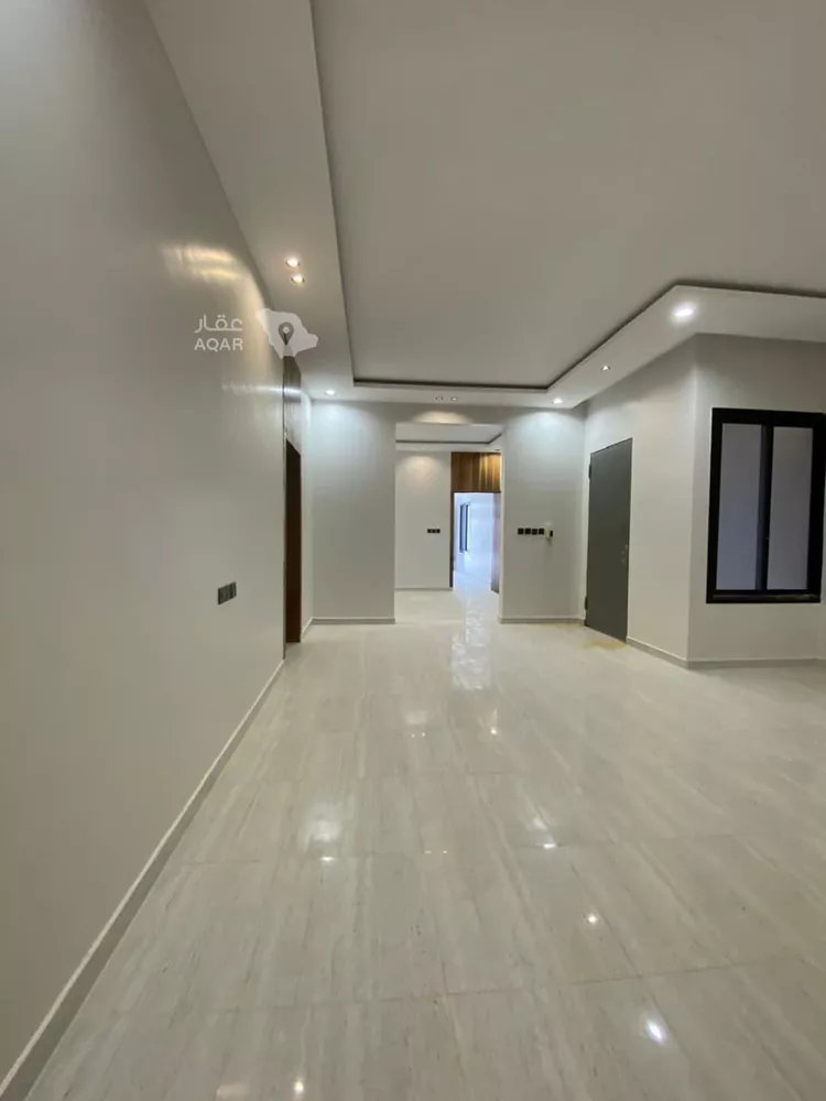 Floor for Sale in Riyadh Al Qadisiyah 15