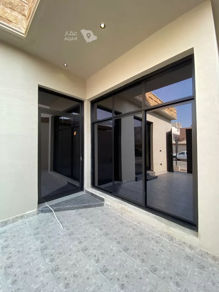 Floor for Sale in Riyadh Ishbiliyah 7
