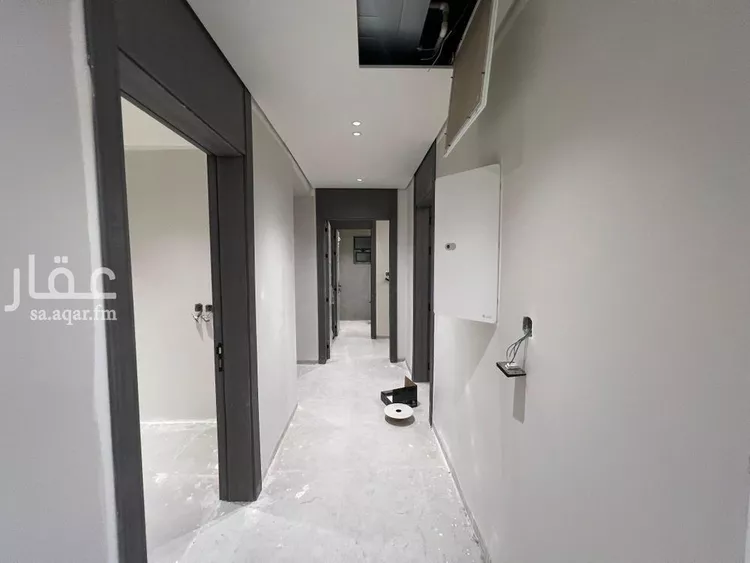 دور للبيع في شارع الطنيب, حي غرناطة, مدينة الرياض, منطقة الرياض صورة 5