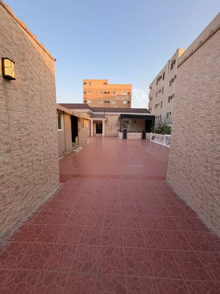 استراحة للبيع في شارع احمد بن ماجد, حي النور, مدينة الدمام, المنطقة الشرقية