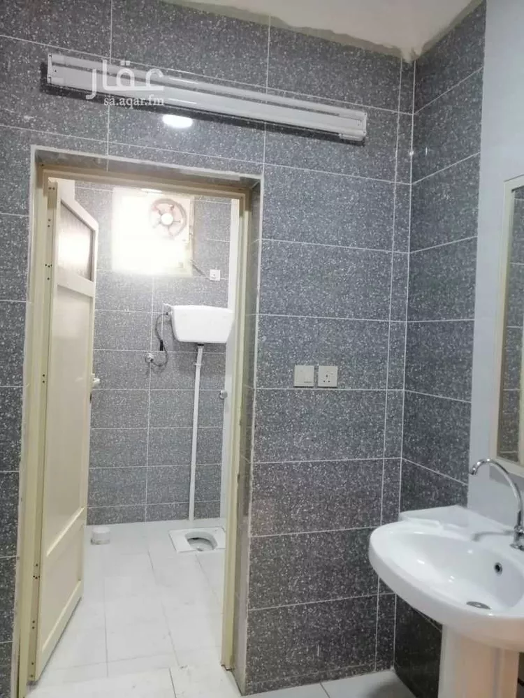 شقة للإيجار في شارع الامام الطبري ، حي حلة ابراهيم عيسى ، صبيا ، صبيا صورة 5