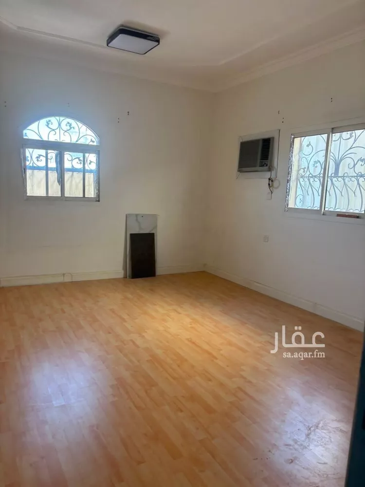 شقة للإيجار في شارع الخزنة, حي إشبيلية, مدينة الرياض, منطقة الرياض صورة 2