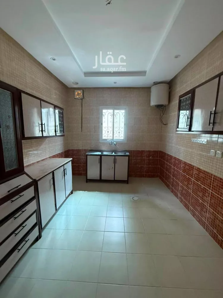 شقة للإيجار في شارع الخزنة, حي إشبيلية, مدينة الرياض, منطقة الرياض