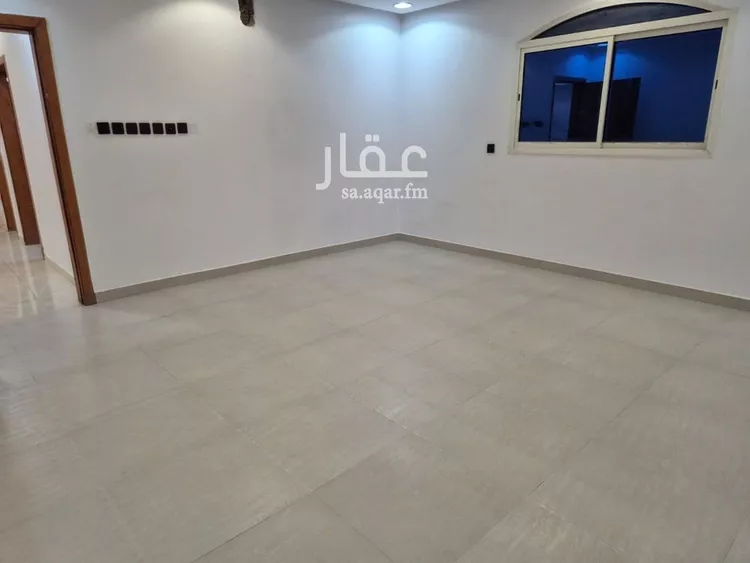 شقة للإيجار في شارع الفخر الأصبهاني, حي السعادة, مدينة الرياض, منطقة الرياض