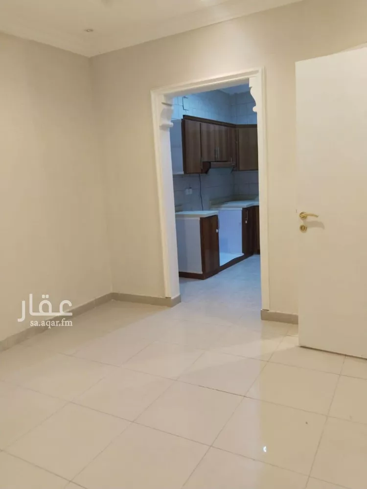 شقة للإيجار في شارع الفرزدق, حي الملز, مدينة الرياض, منطقة الرياض صورة 3