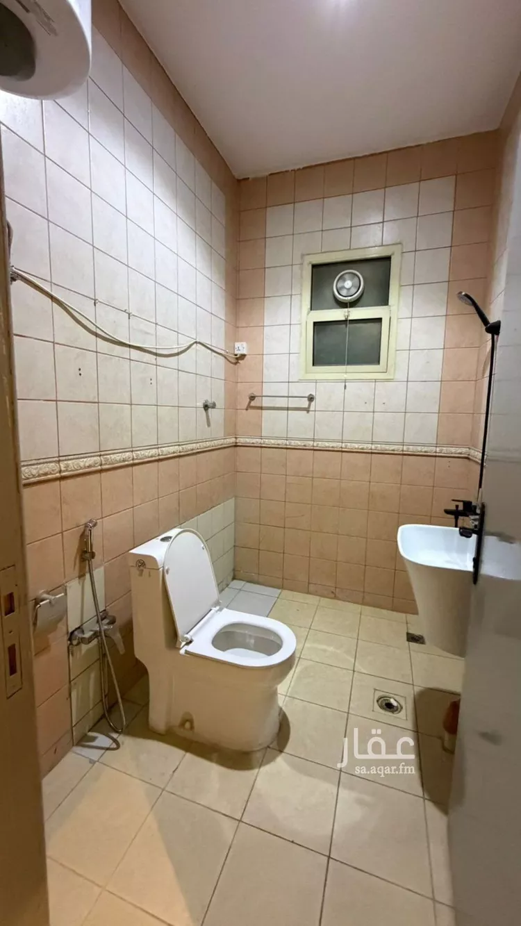 شقة للإيجار في شارع سيبويه, حي الوادي, مدينة الرياض, منطقة الرياض صورة 3