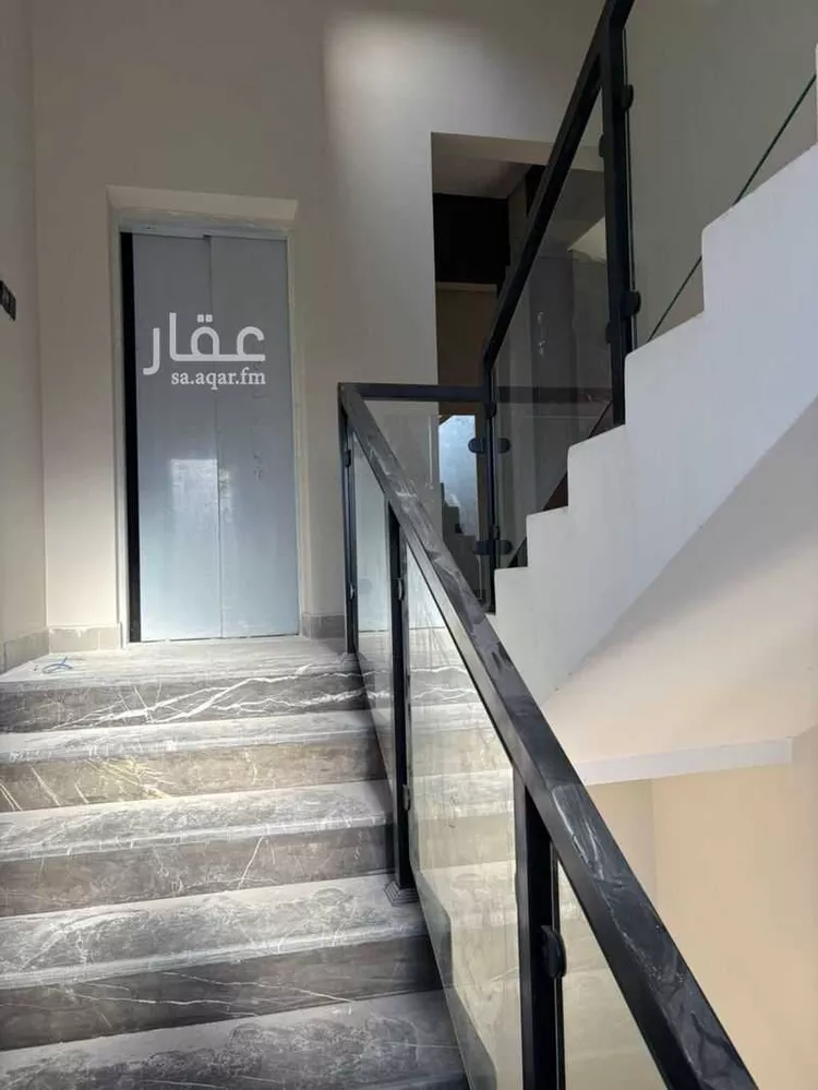 دور للبيع في شارع العينين, حي إشبيلية, مدينة الرياض, منطقة الرياض 14