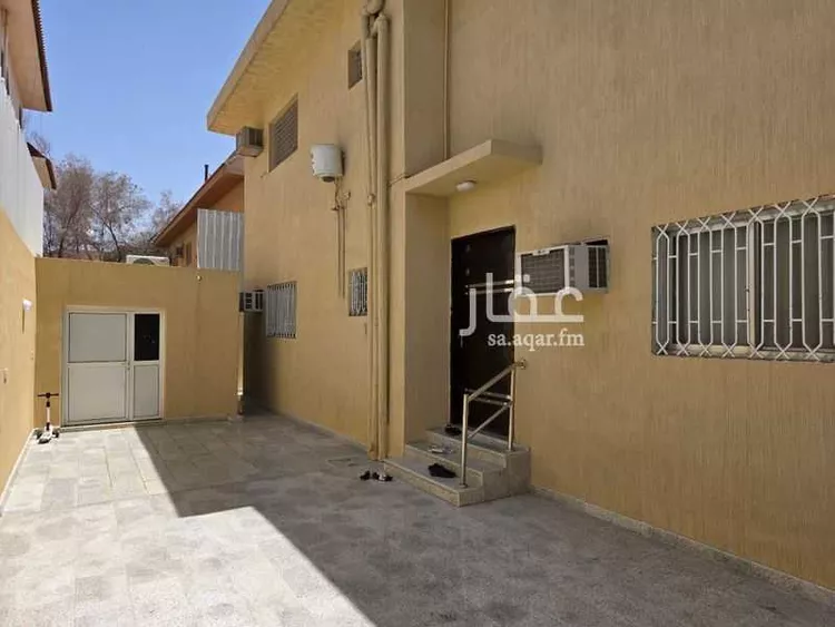 فيلا للبيع في شارع ابن مفلح, حي الملز, مدينة الرياض, منطقة الرياض صورة 4