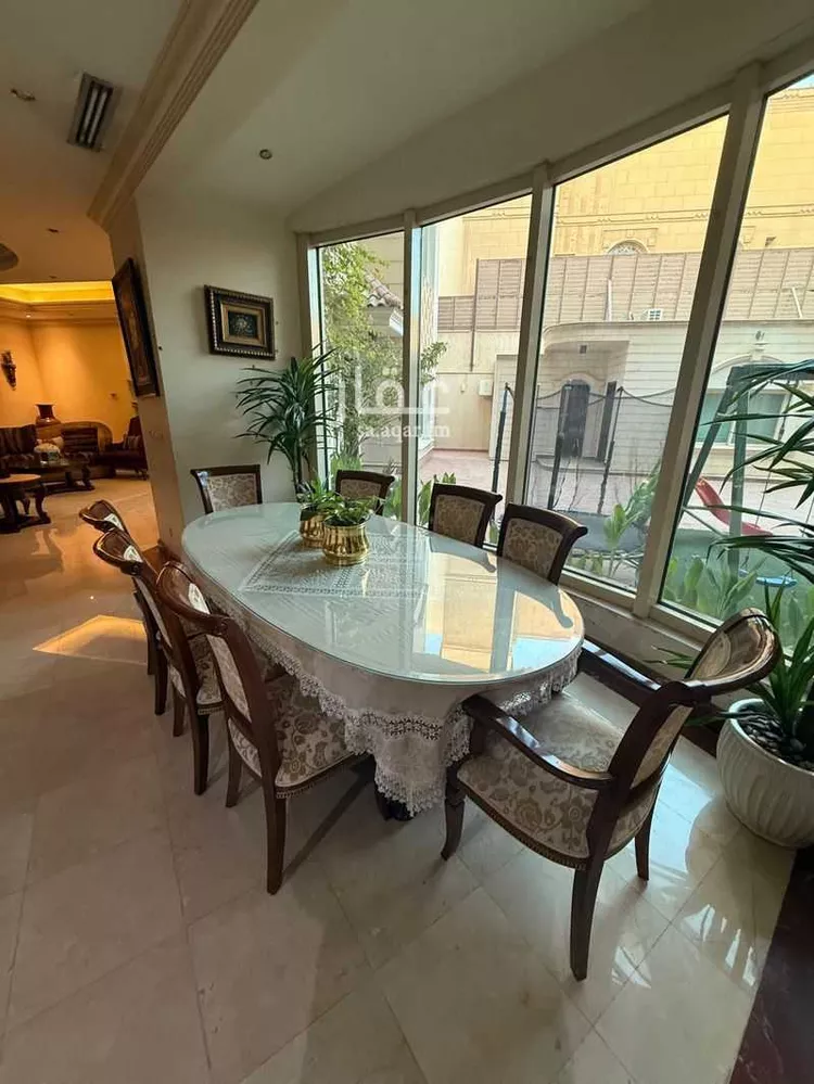 فيلا للبيع في شارع أحمد الغافي, حي الرحمانية, مدينة الرياض, منطقة الرياض صورة 2