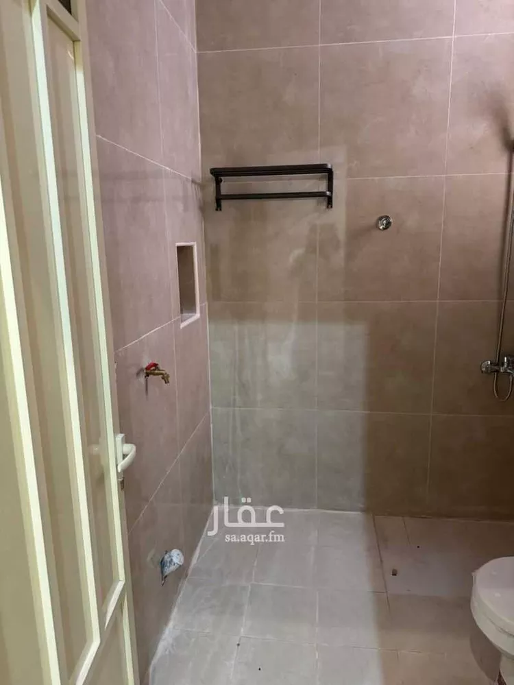 عمارة للبيع في شارع الزلفي, حي الخبر الجنوبية, مدينة الخبر, المنطقة الشرقية 8