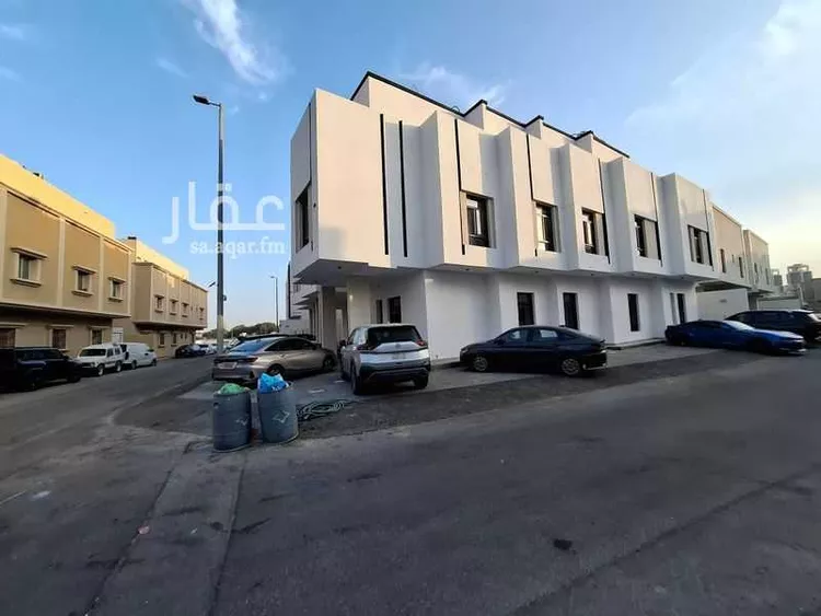 عمارة للبيع في شارع حمزة الزيات, حي الراكة الشمالية, مدينة الدمام, المنطقة الشرقية صورة 5
