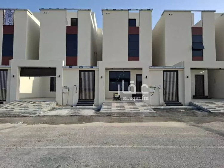 فيلا للبيع في شارع عقيل بن أبي طالب, حي الشفاء, مدينة الخبر, المنطقة الشرقية 1 صورة