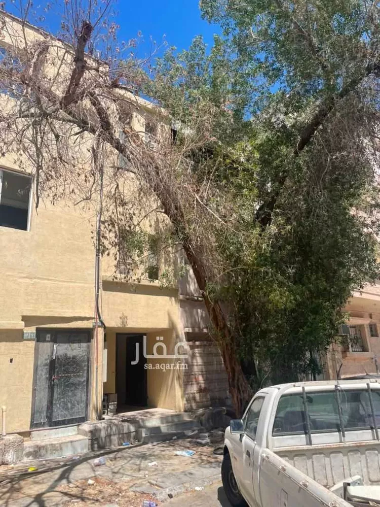 عمارة للبيع في شارع بريدة, حي الثقبة, مدينة الخبر, المنطقة الشرقية صورة 3