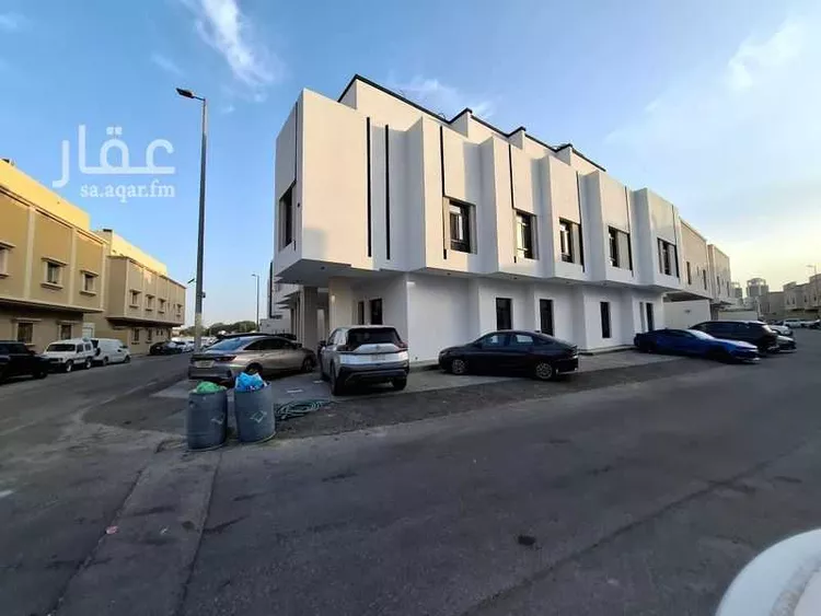 عمارة للبيع في شارع حمزة الزيات, حي الراكة الشمالية, مدينة الدمام, المنطقة الشرقية صورة 4