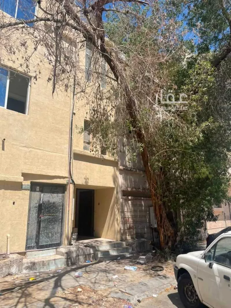 عمارة للبيع في شارع بريدة, حي الثقبة, مدينة الخبر, المنطقة الشرقية صورة 2