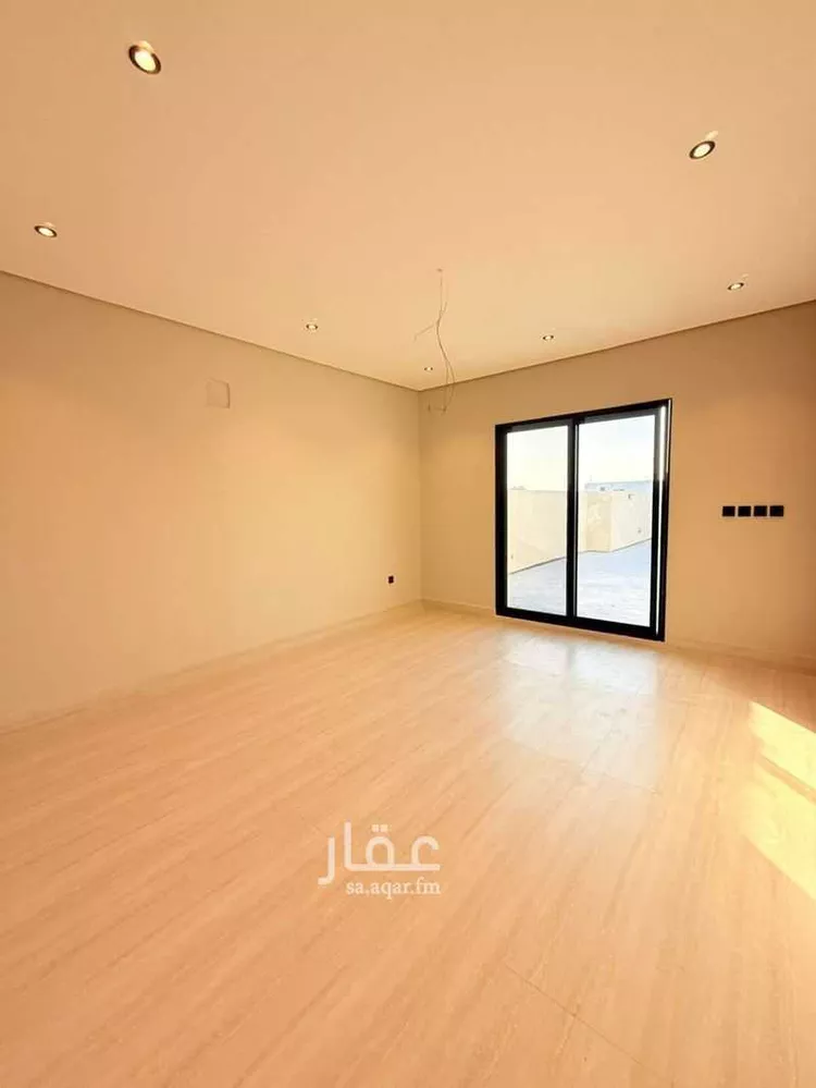 Villa for Sale in Al Khobar Al Amwaj 15