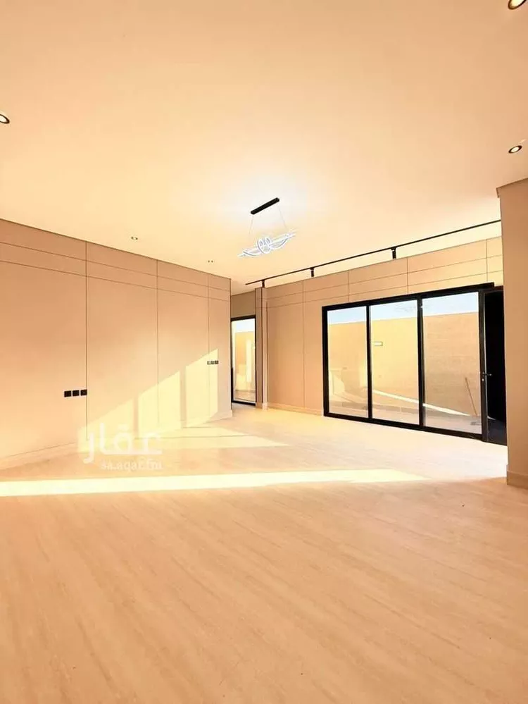 Villa for Sale in Al Khobar Al Amwaj 13