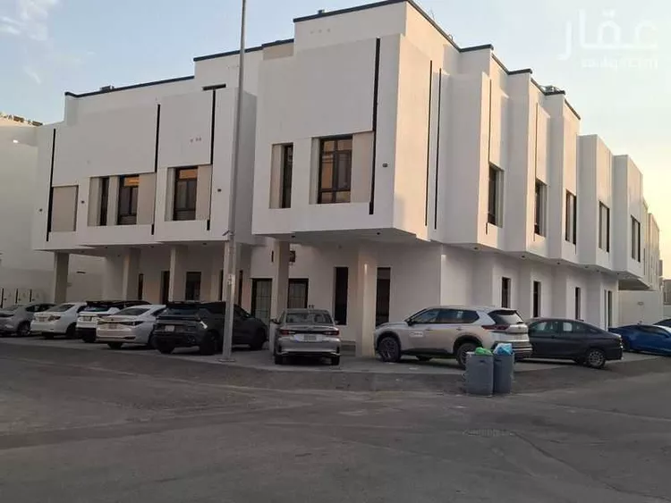 عمارة للبيع في شارع حمزة الزيات, حي الراكة الشمالية, مدينة الدمام, المنطقة الشرقية