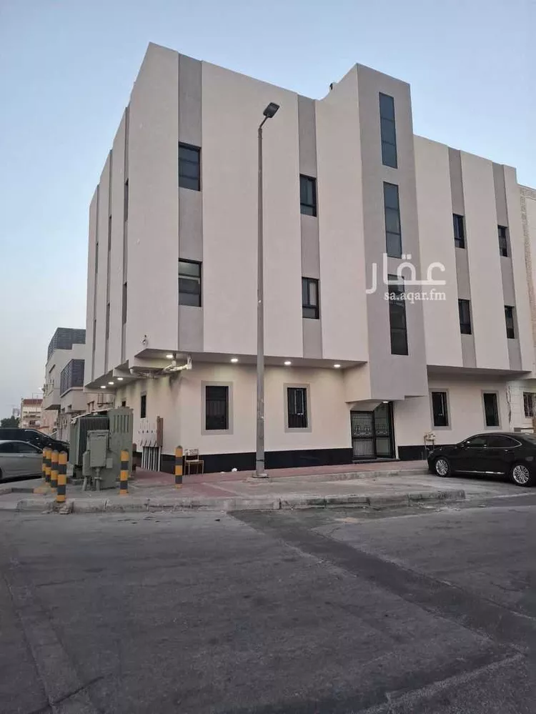 عمارة للبيع في شارع السابع عشر, حي الثقبة, مدينة الخبر, المنطقة الشرقية 6