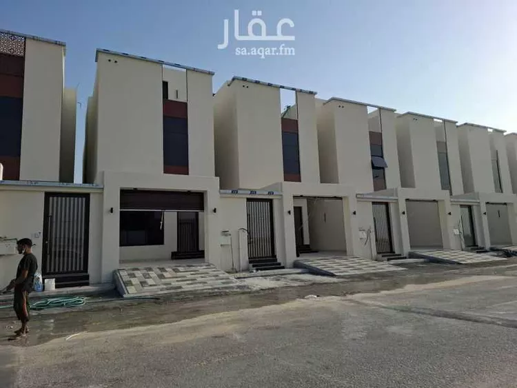 فيلا للبيع في شارع عقيل بن أبي طالب, حي الشفاء, مدينة الخبر, المنطقة الشرقية صورة 2