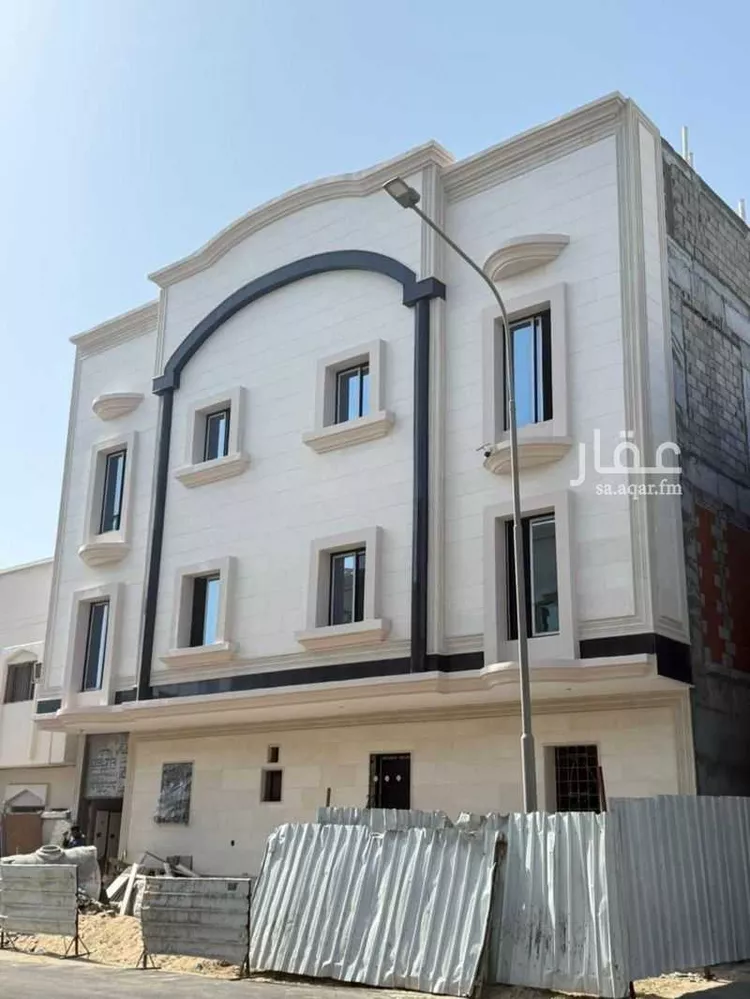 عمارة للبيع في شارع الزلفي, حي الخبر الجنوبية, مدينة الخبر, المنطقة الشرقية 1 صورة