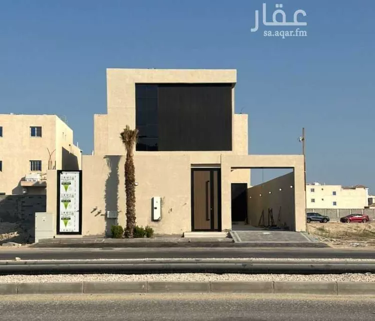 فيلا للبيع في شارع الولاء, حي الأمواج, مدينة الخبر, المنطقة الشرقية