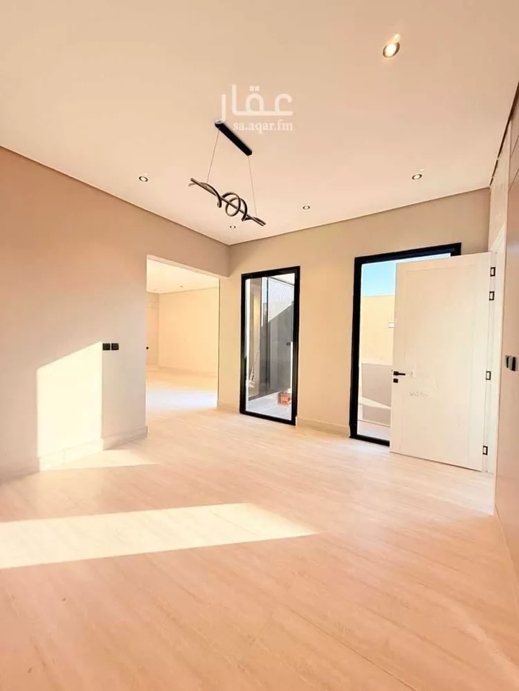 Villa for Sale in Al Khobar Al Amwaj 11