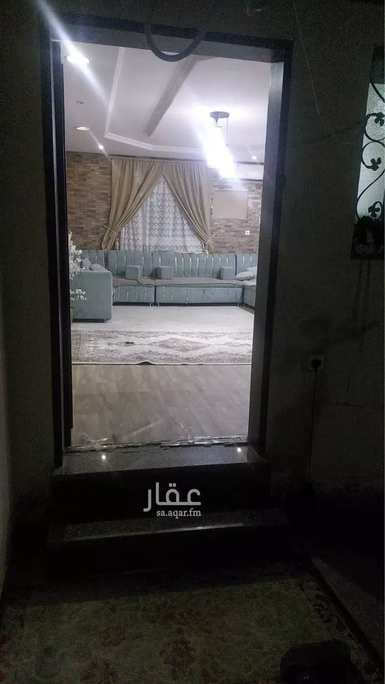 فيلا للبيع في شارع رقم 36, حي العزيزية, مدينة الرياض, منطقة الرياض صورة 3