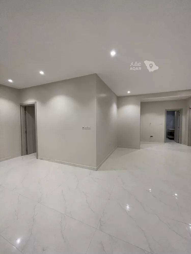 Villa for Sale in Riyadh Dhahrat Laban 28
