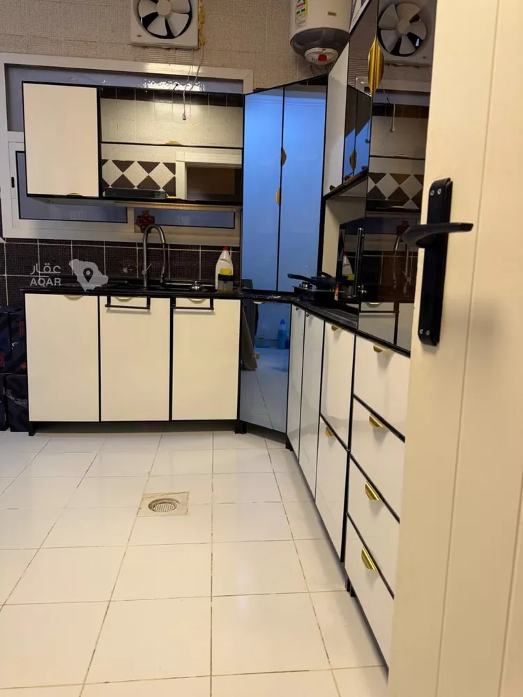 Apartment for Sale in Riyadh Dhahrat Laban