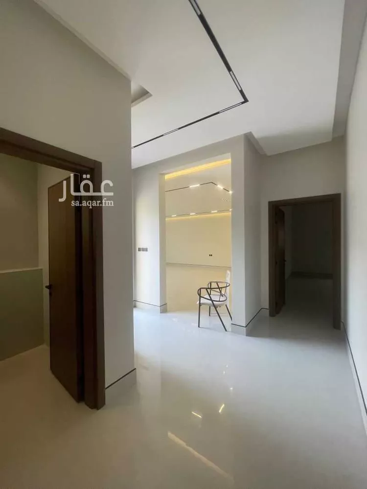 فيلا للبيع في شارع صفصاف, حي ظهرة لبن, مدينة الرياض, منطقة الرياض صورة 2
