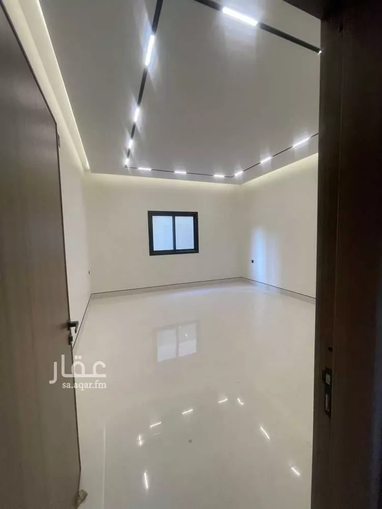 فيلا للبيع في شارع صفصاف, حي ظهرة لبن, مدينة الرياض, منطقة الرياض 1 صورة