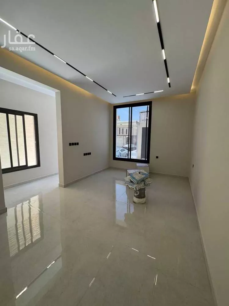 فيلا للبيع في شارع حميدة الإبراهيمي, حي العوالي, مدينة الرياض, منطقة الرياض صورة 2