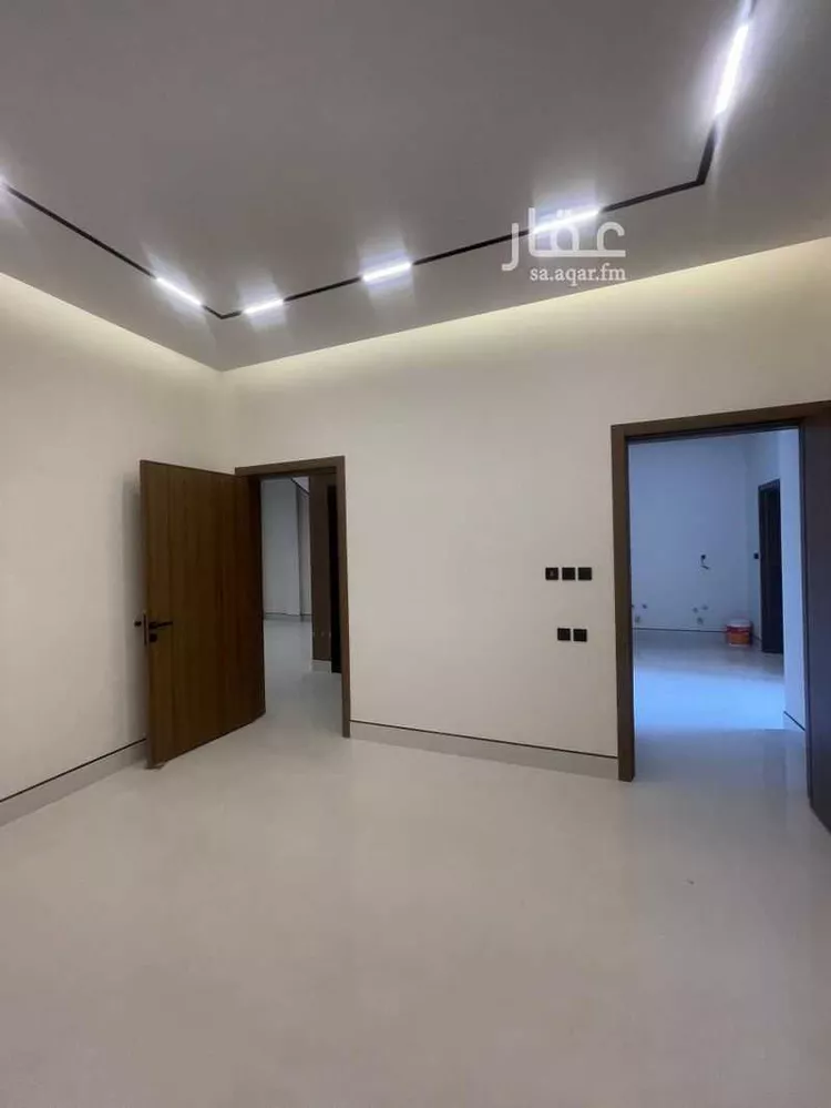 فيلا للبيع في شارع صفصاف, حي ظهرة لبن, مدينة الرياض, منطقة الرياض صورة 3