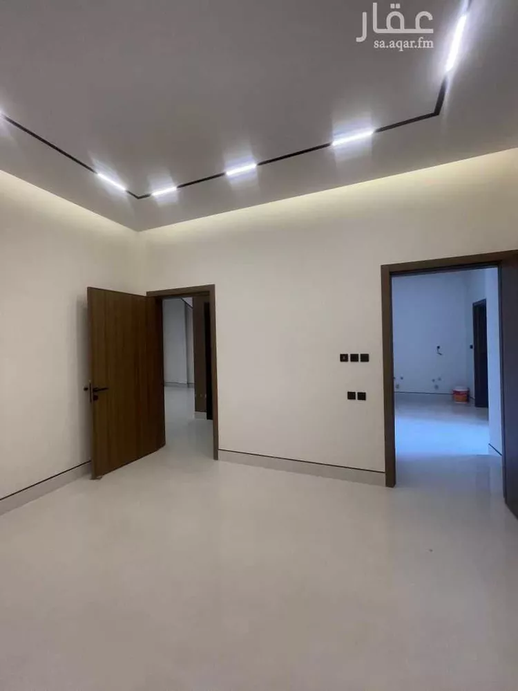 فيلا للبيع في شارع صفصاف, حي ظهرة لبن, مدينة الرياض, منطقة الرياض صورة 3