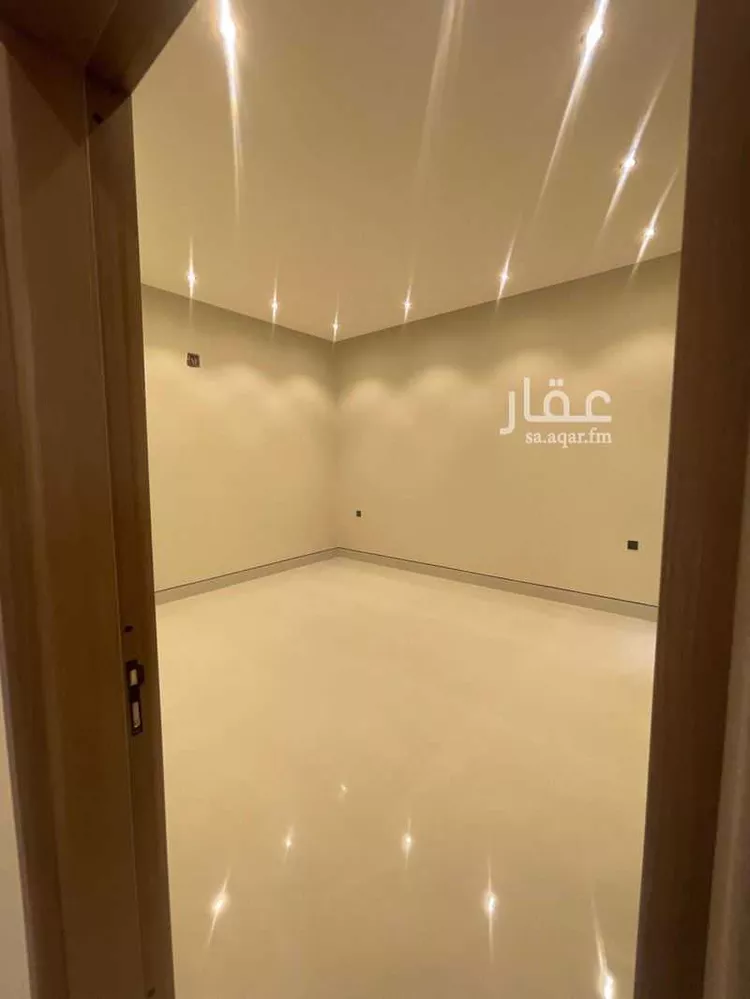 فيلا للبيع في شارع صفصاف, حي ظهرة لبن, مدينة الرياض, منطقة الرياض 7