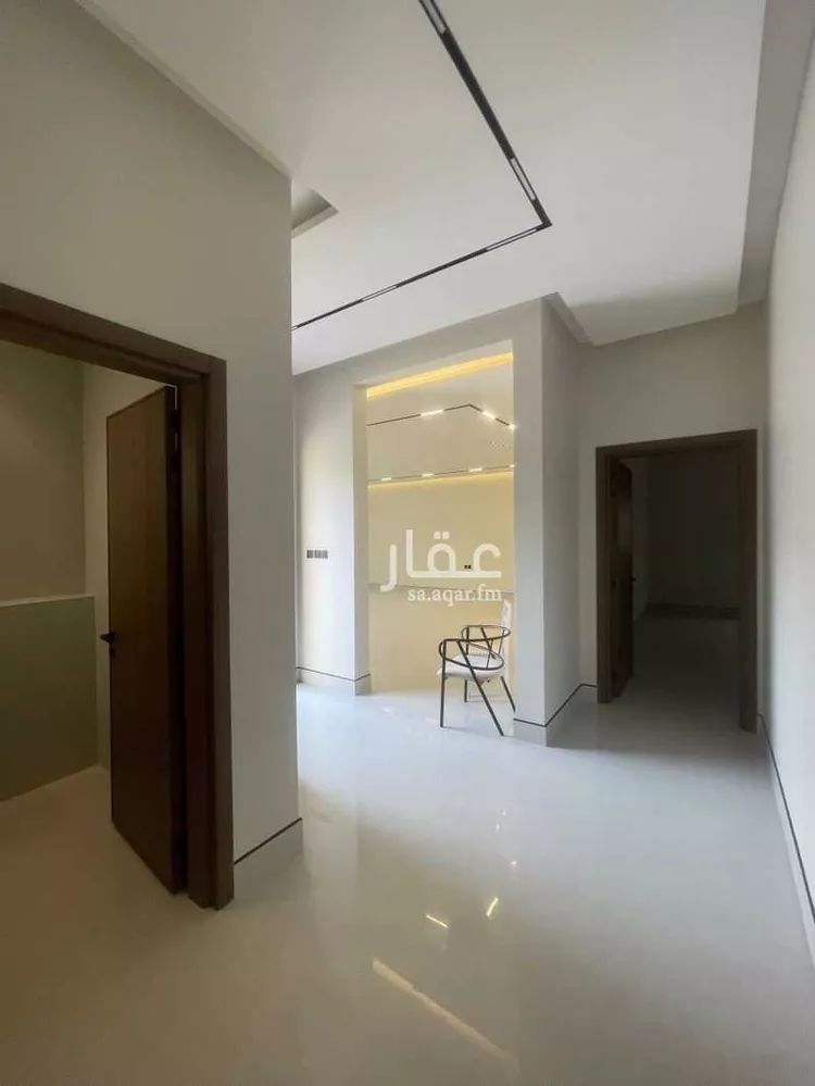 فيلا للبيع في شارع صفصاف, حي ظهرة لبن, مدينة الرياض, منطقة الرياض صورة 2