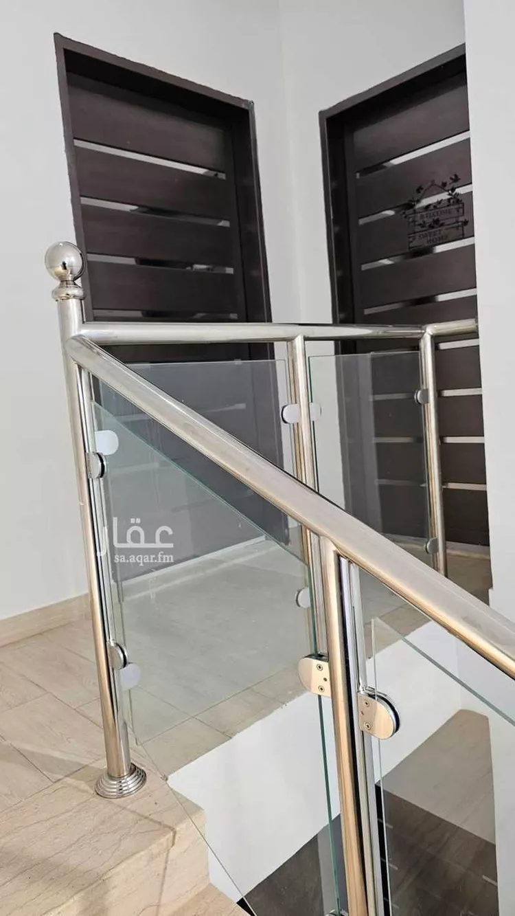 فيلا للإيجار في شارع محمد الحراني, حي ظهرة لبن, مدينة الرياض, منطقة الرياض