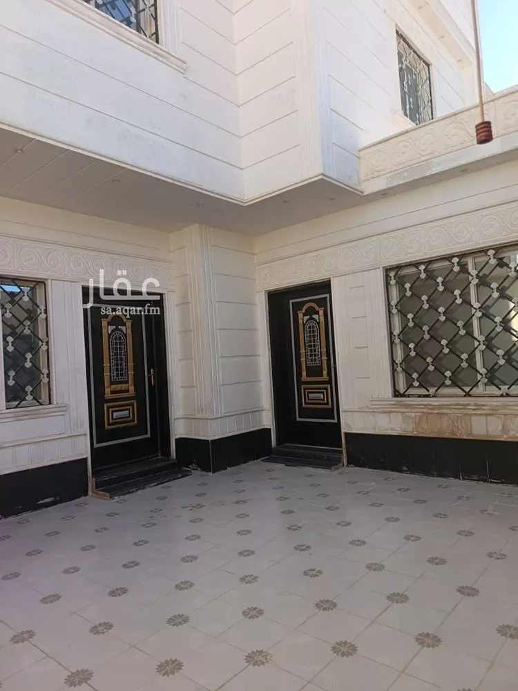 فيلا للبيع في شارع الأعلم النحوي, حي الرمال, مدينة الرياض, منطقة الرياض صورة 5