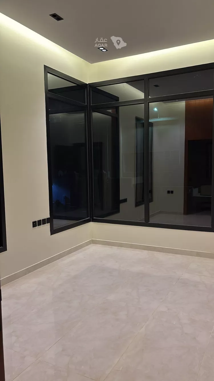 Villa for Sale in Riyadh Al Mahdiyah 3