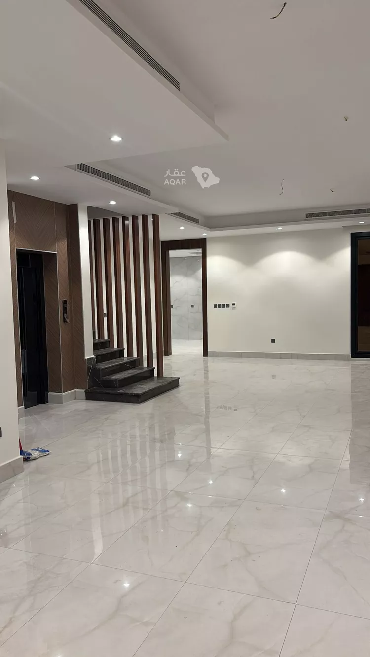 فيلا للبيع في شارع أم عبدالرحمن الصالحي, حي المهدية, مدينة الرياض, منطقة الرياض