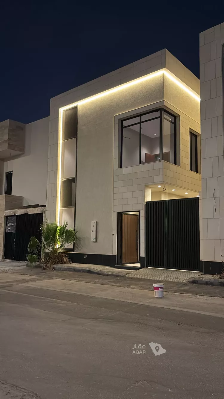 Villa for Sale in Riyadh Al Mahdiyah