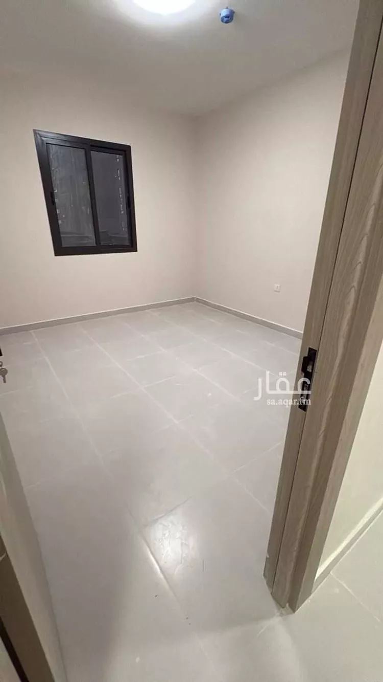 شقة للإيجار في شارع الغرائب ، حي الإسكان الجنوبي ، الدمام ، الدمام